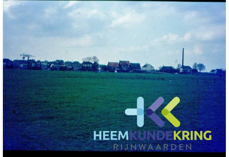 Zicht op de Hoofdstraat vanuit de bedding Oude Rijn Tolkamer Coll. G.B. Janssen (452)